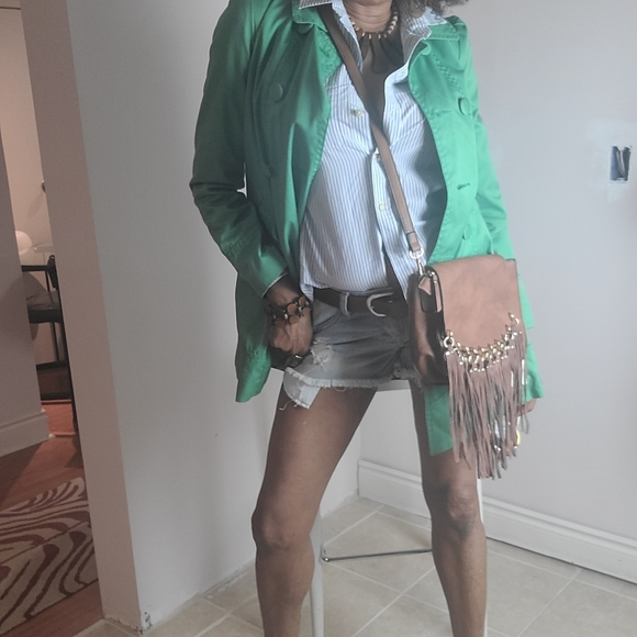 London low rise distressed jean shorts - Picture 2 of 7